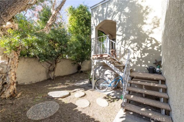 107 S Helberta Avenue, Redondo Beach, CA 90277