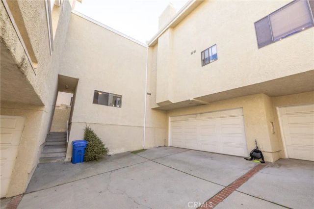 107 S Helberta Avenue, Redondo Beach, CA 90277