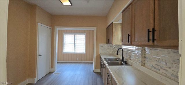 370 Lora Avenue, Youngstown, OH 44504