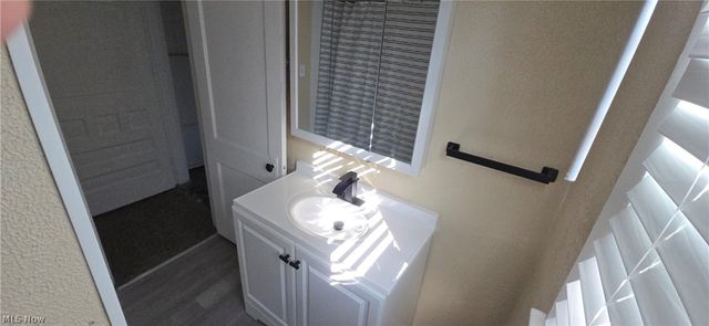 370 Lora Avenue, Youngstown, OH 44504