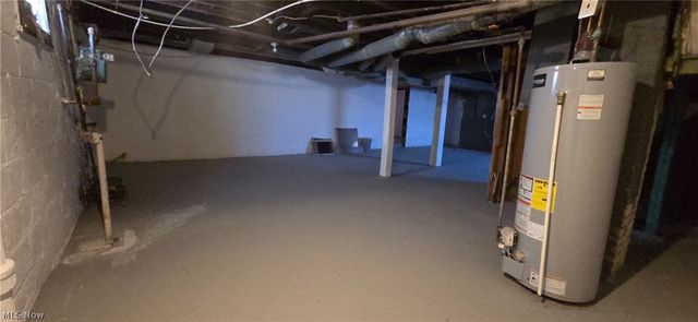 370 Lora Avenue, Youngstown, OH 44504