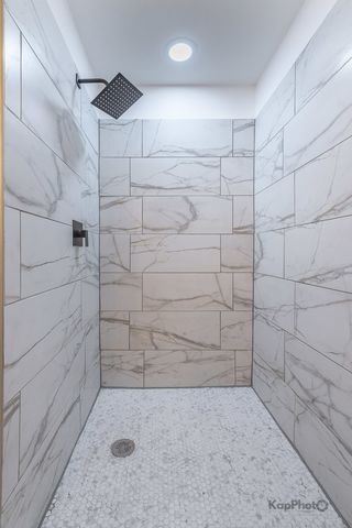 2139 W 24th Street, Chicago, IL 60608