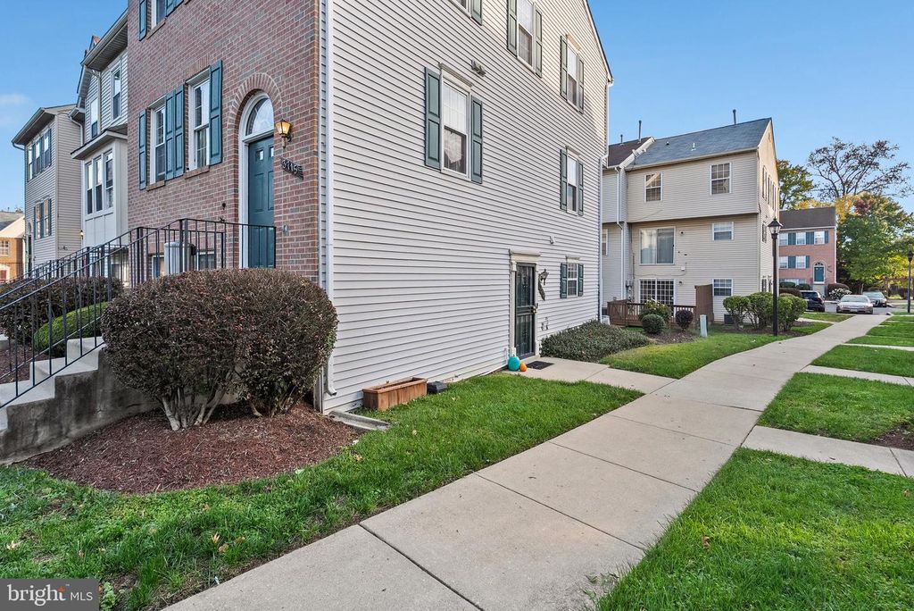 3713 WILKINSON DR #506, Suitland, MD 20746