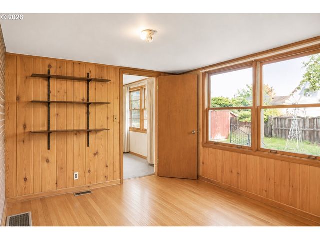 7430 N HURST Ave, Portland, OR 97203
