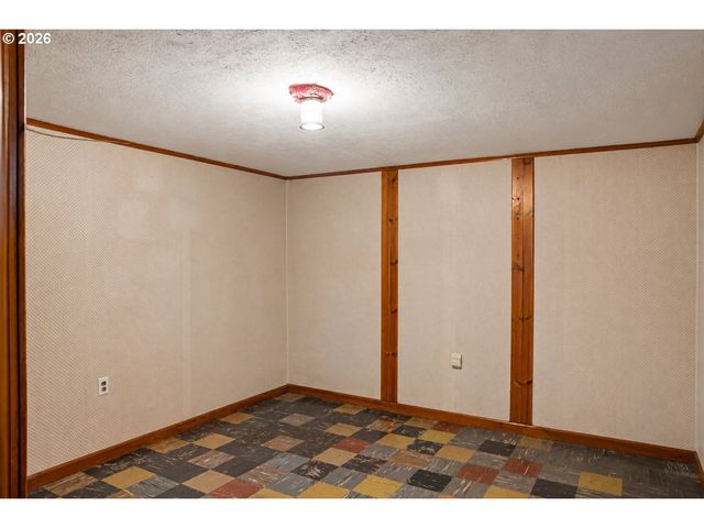 7430 N HURST Ave, Portland, OR 97203