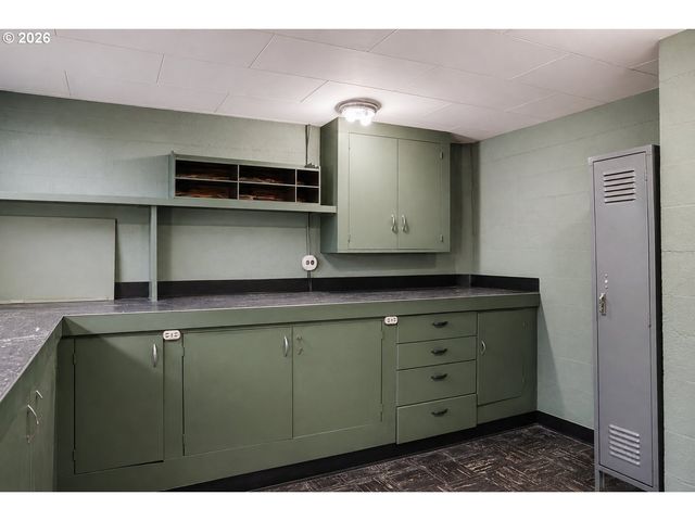 7430 N HURST Ave, Portland, OR 97203