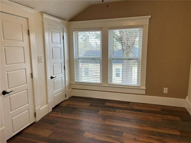 290 Bradley Cove Road, Russellville, AR 72802