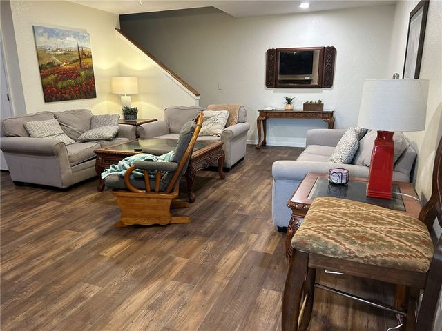 290 Bradley Cove Road, Russellville, AR 72802