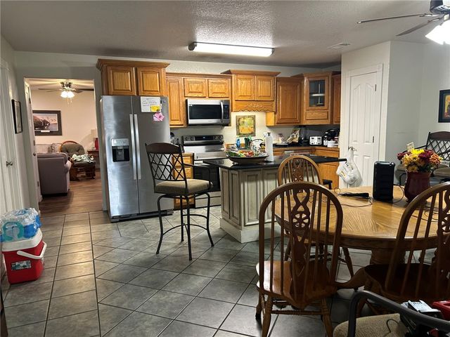 290 Bradley Cove Road, Russellville, AR 72802