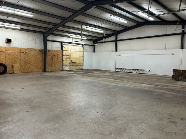 290 Bradley Cove Road, Russellville, AR 72802