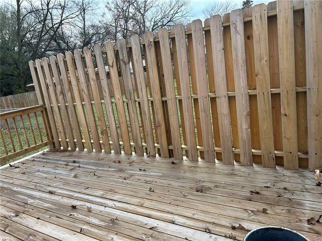 290 Bradley Cove Road, Russellville, AR 72802