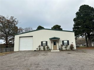 290 Bradley Cove Road, Russellville, AR 72802