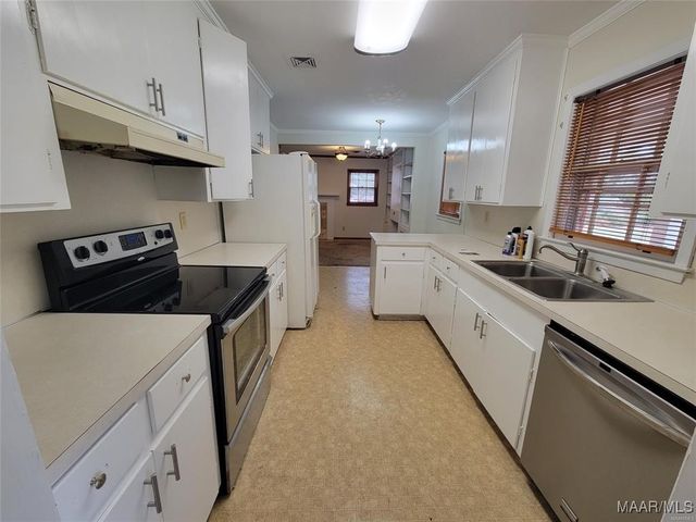 228 Bellehurst Drive, Montgomery, AL 36109