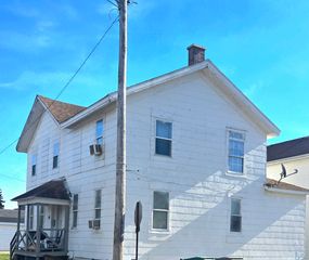 650 Ward Avenue, Joliet, IL 60432