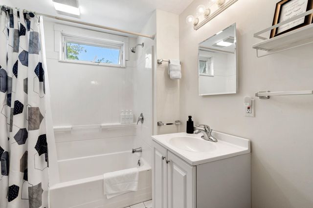 11-13 Elm Street, Dover, NH 03820