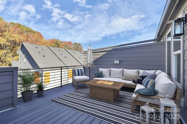 338 E Cama Street, Charlotte, NC 28217