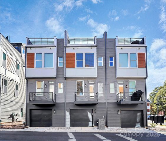 338 E Cama Street, Charlotte, NC 28217