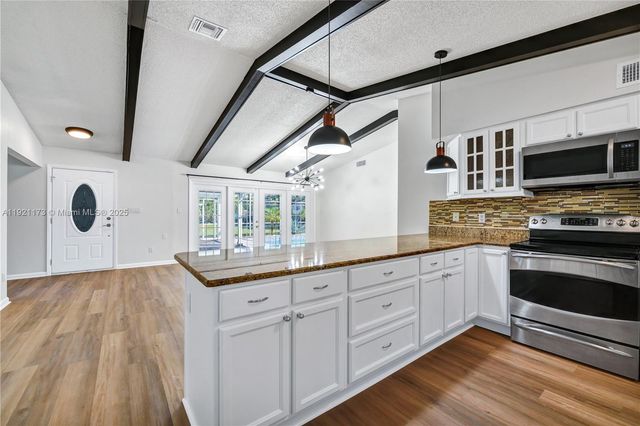 6215 Donegal, Orlando, FL 32819