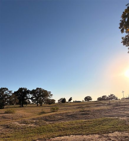 6228 Fm-141, Dime Box, TX 77853