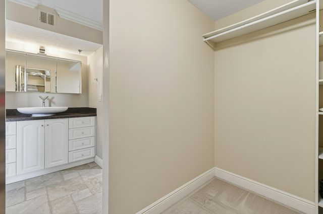 100 Ocean Trail Way 101, Jupiter, FL 33477