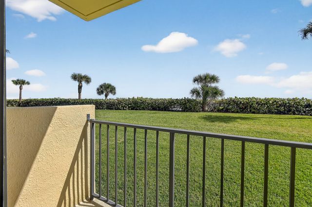 100 Ocean Trail Way 101, Jupiter, FL 33477