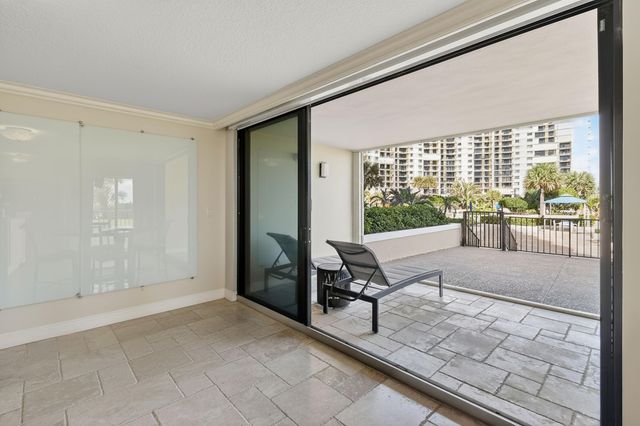 100 Ocean Trail Way 101, Jupiter, FL 33477