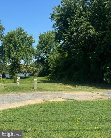 OLD BATTLE GROVE RD, Dundalk, MD 21222