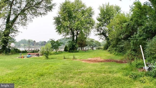 OLD BATTLE GROVE RD, Dundalk, MD 21222