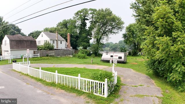 OLD BATTLE GROVE RD, Dundalk, MD 21222