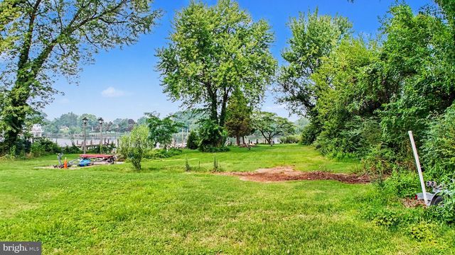 OLD BATTLE GROVE RD, Dundalk, MD 21222