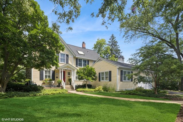 20 Muirwood Drive, Glen Ellyn, IL 60137