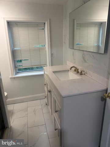4225 ORCHARD ST, Philadelphia, PA 19124