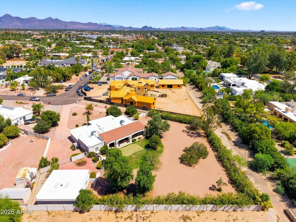 9808 N 64TH Place, Paradise Valley, AZ 85253 — photo 4