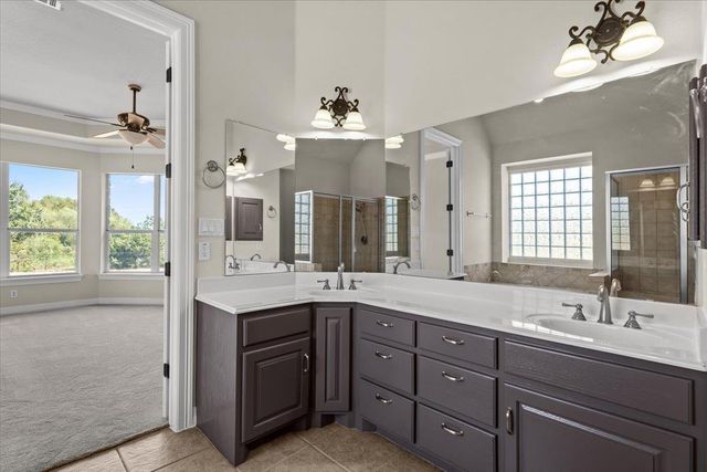 212 Neal DR, Liberty Hill, TX 78642