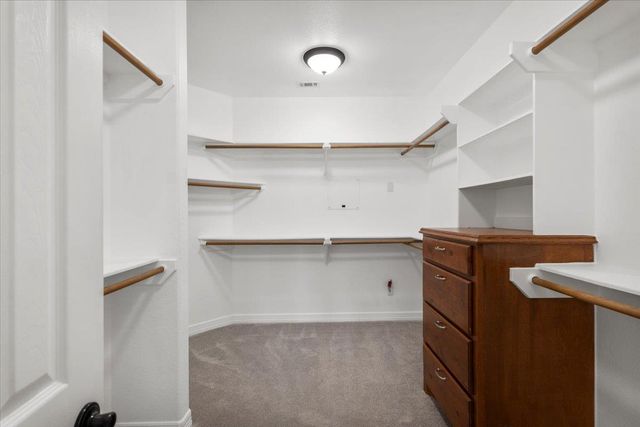 212 Neal DR, Liberty Hill, TX 78642