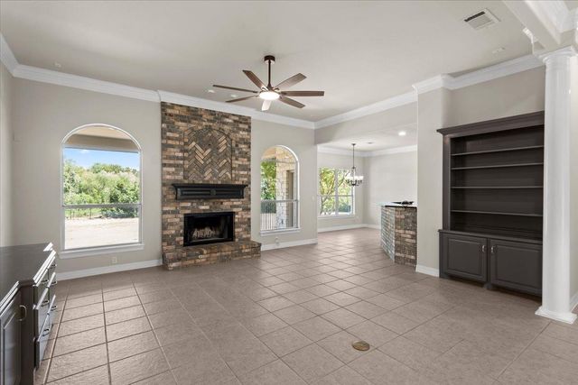 212 Neal DR, Liberty Hill, TX 78642