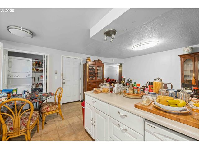 4035 Se MONROE St, Milwaukie, OR 97222