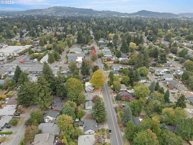4035 Se MONROE St, Milwaukie, OR 97222