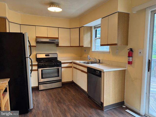 118 CUFFYS LN, Cherry Hill, NJ 08003