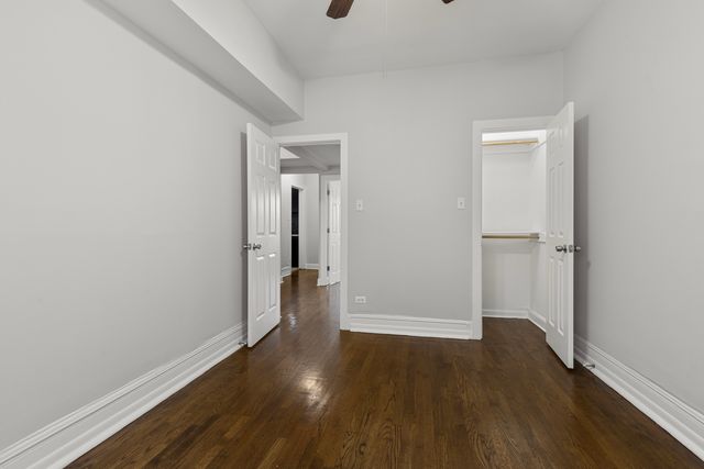 1112 W Glenlake Avenue 1, Chicago, IL 60660