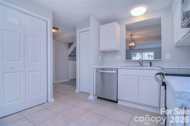 9632 Vinca Circle D, Charlotte, NC 28213