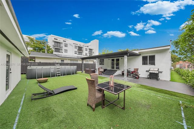 2612 SW 12th St, Miami, FL 33135