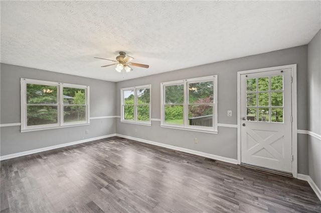 2676 Abington Drive, Snellville, GA 30078