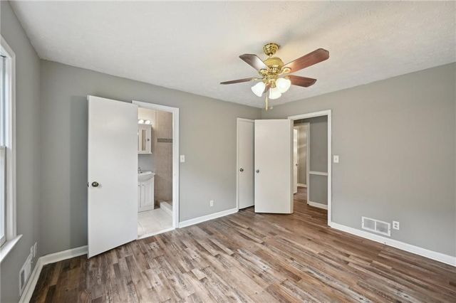 2676 Abington Drive, Snellville, GA 30078