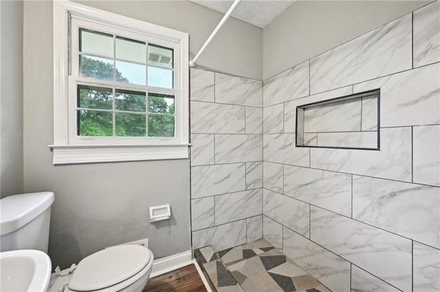 2676 Abington Drive, Snellville, GA 30078