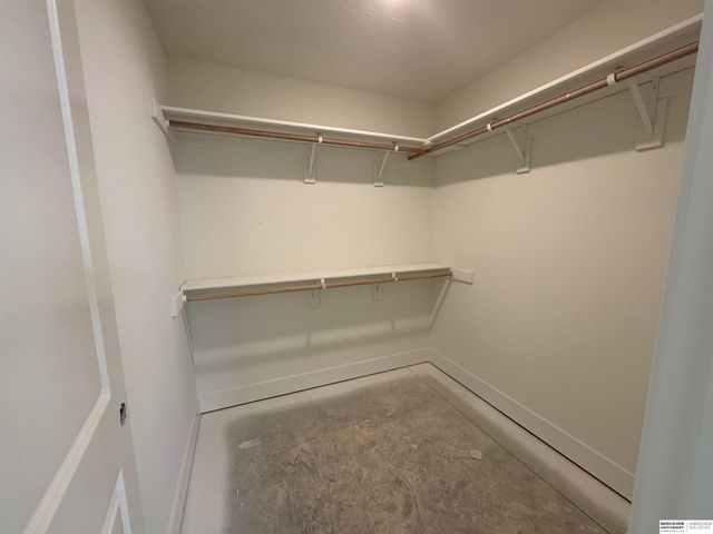 21417 Z Street, Elkhorn, NE 68022