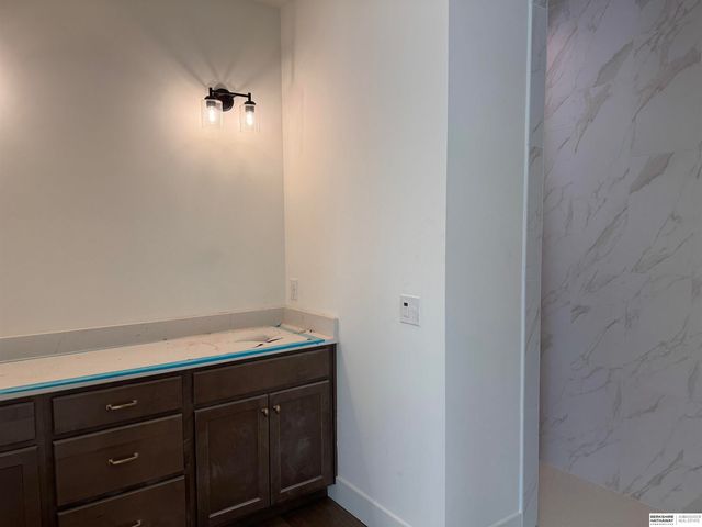 21417 Z Street, Elkhorn, NE 68022