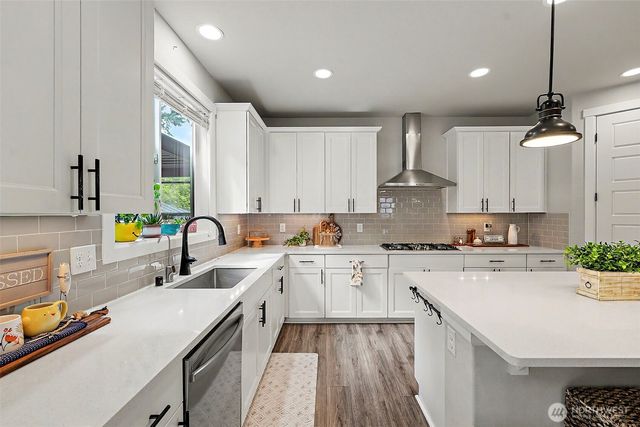 14012 63rd Avenue Ct E, Puyallup, WA 98373