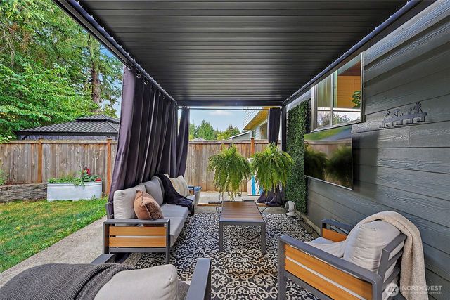14012 63rd Avenue Ct E, Puyallup, WA 98373