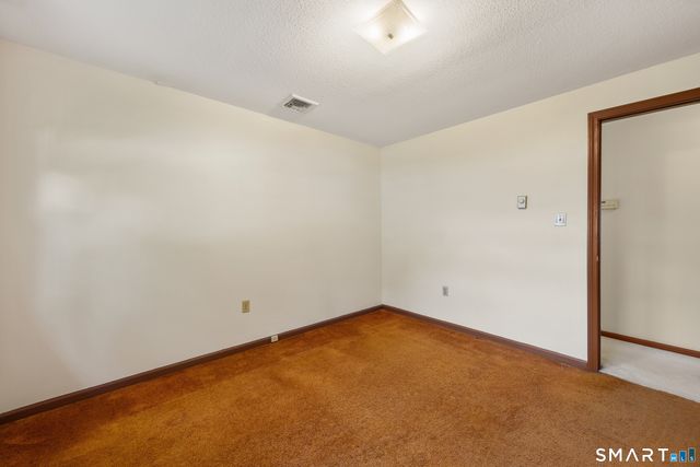 39 Munson Avenue, Waterbury, CT 06705